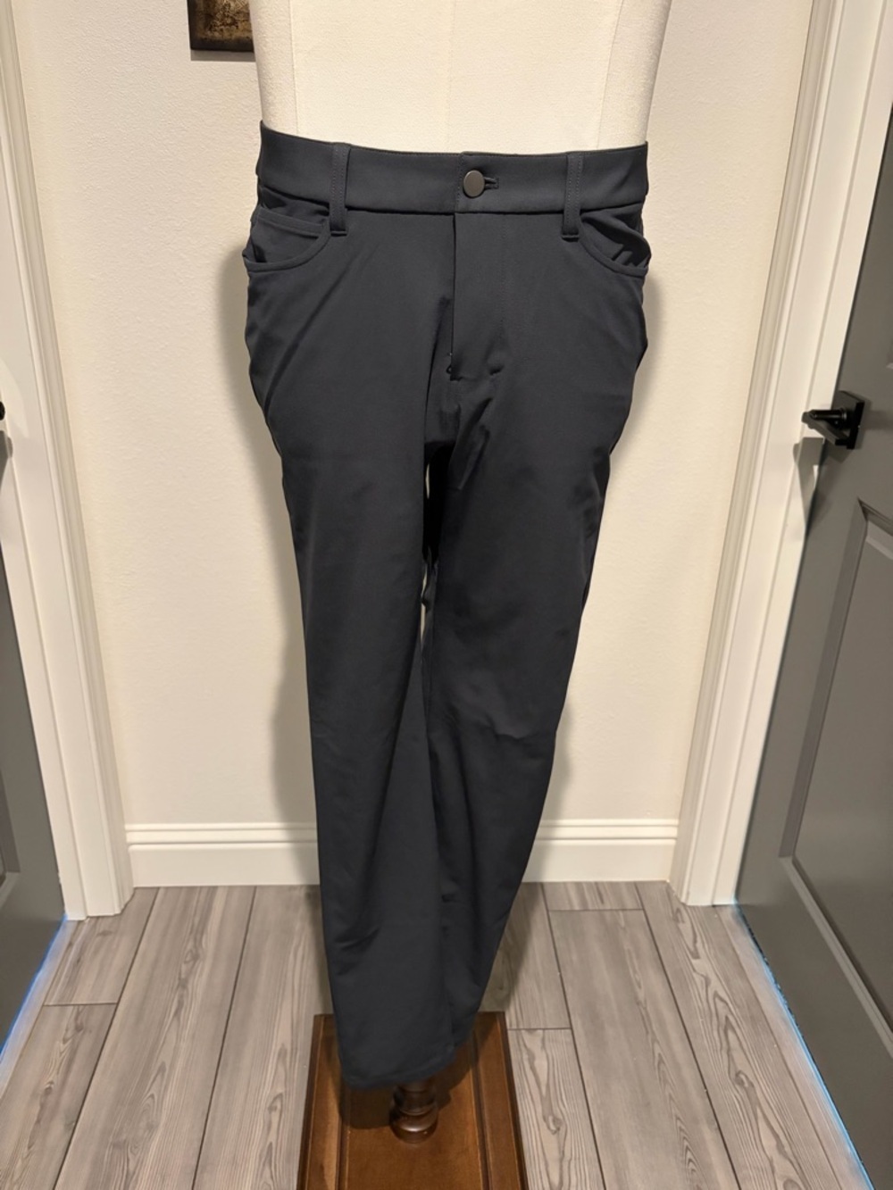 Men's Lululemon Skinny Fit ABC Warpstreme Pants - Charcoal